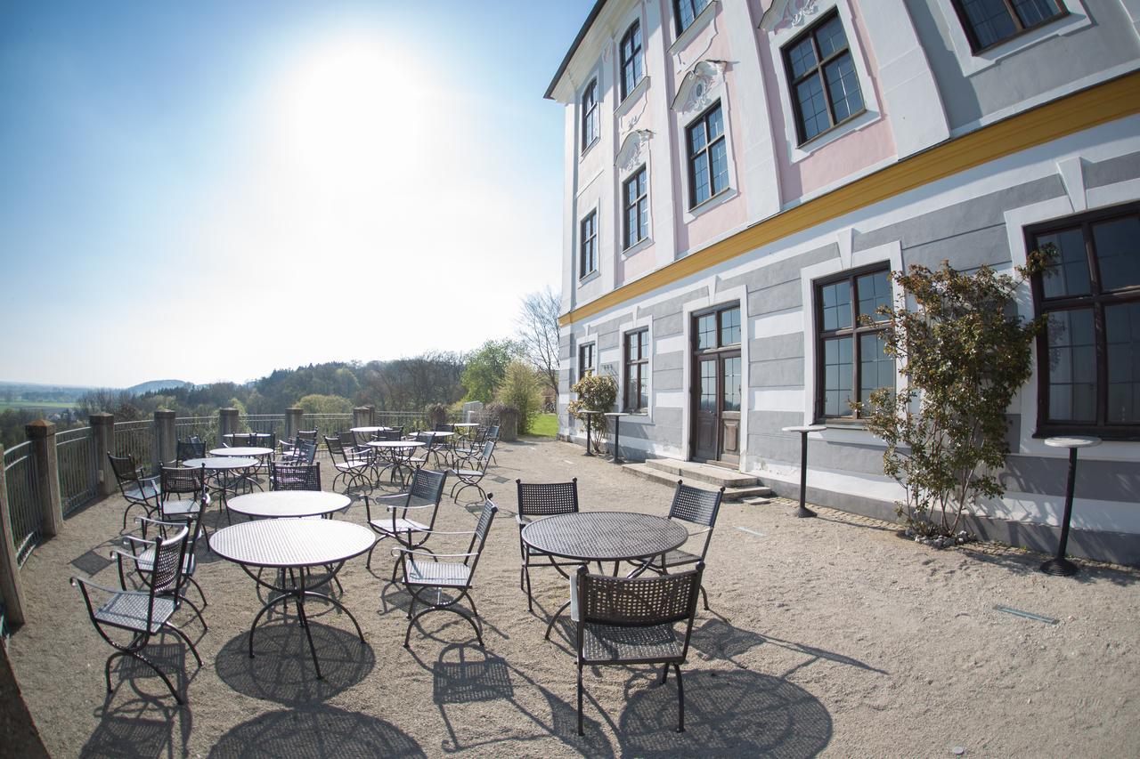 Hotel Schloss Leitheim Luaran gambar