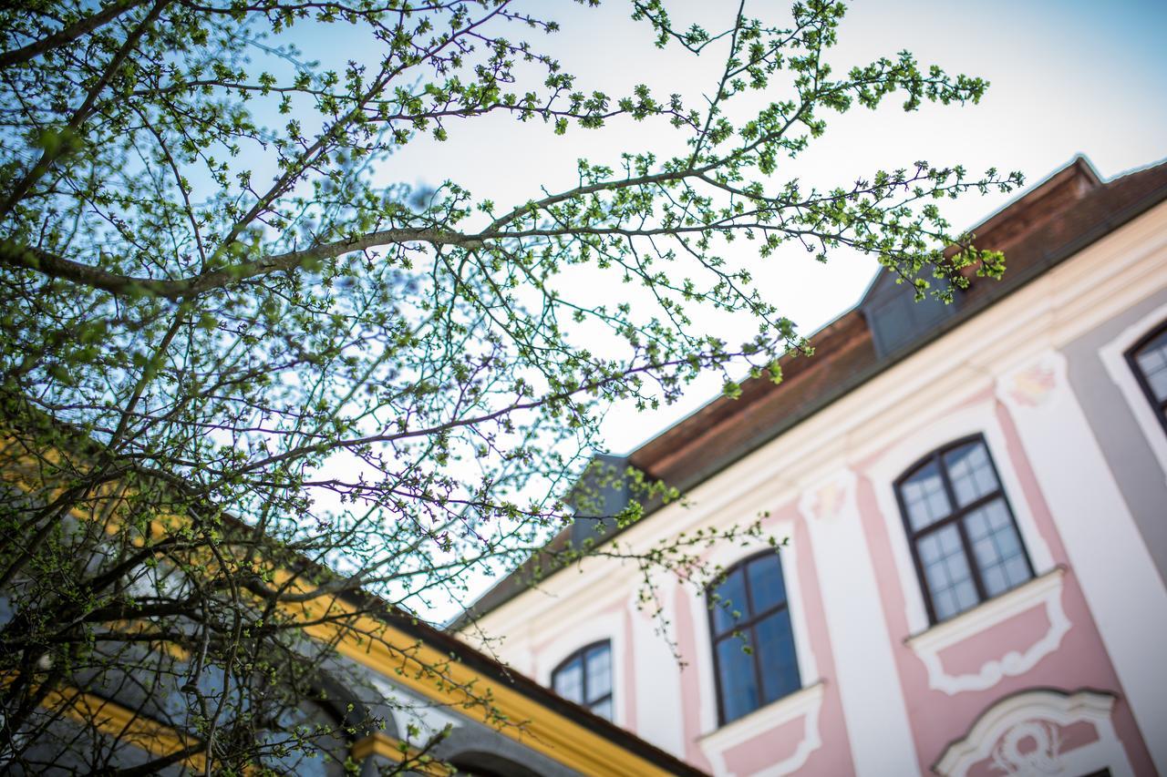 Hotel Schloss Leitheim Luaran gambar